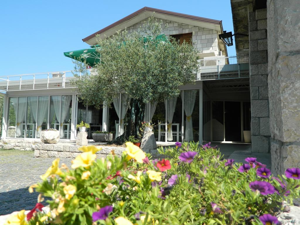 Motel Jelcic Čapljina Buitenkant foto